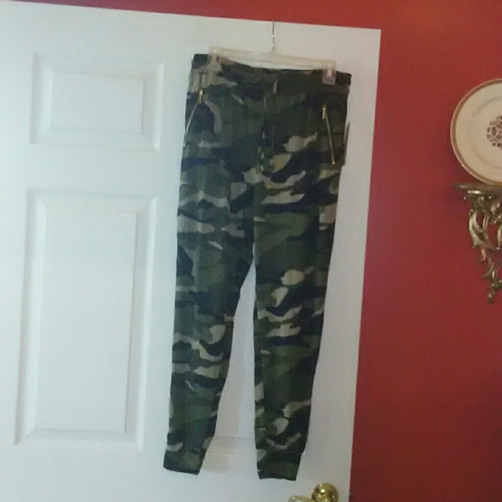 EYE CANDY Pants NEW